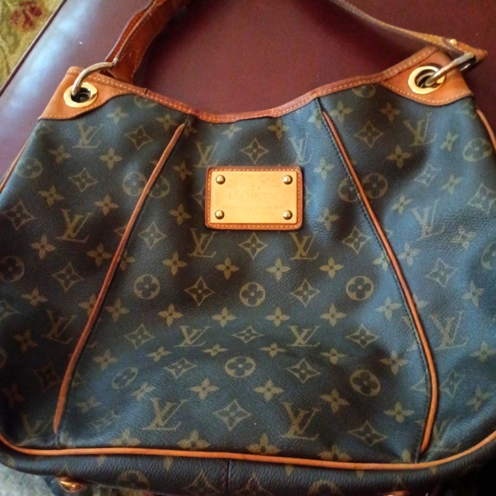 Louis Vuitton Brown and Orange Shoulder Bag with Monogram Design